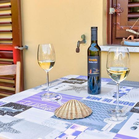Apartments Redenta Tar-Vabriga 外观 照片