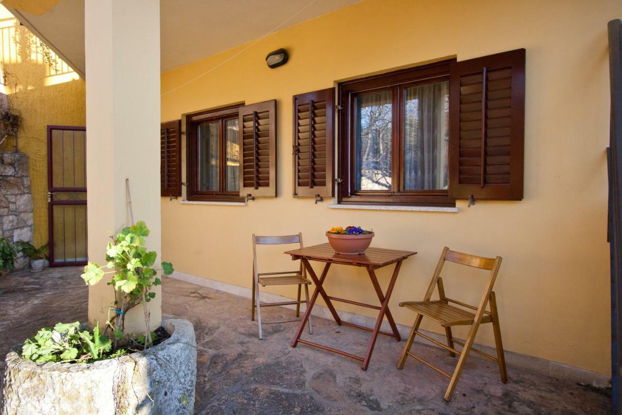 Apartments Redenta Tar-Vabriga 外观 照片