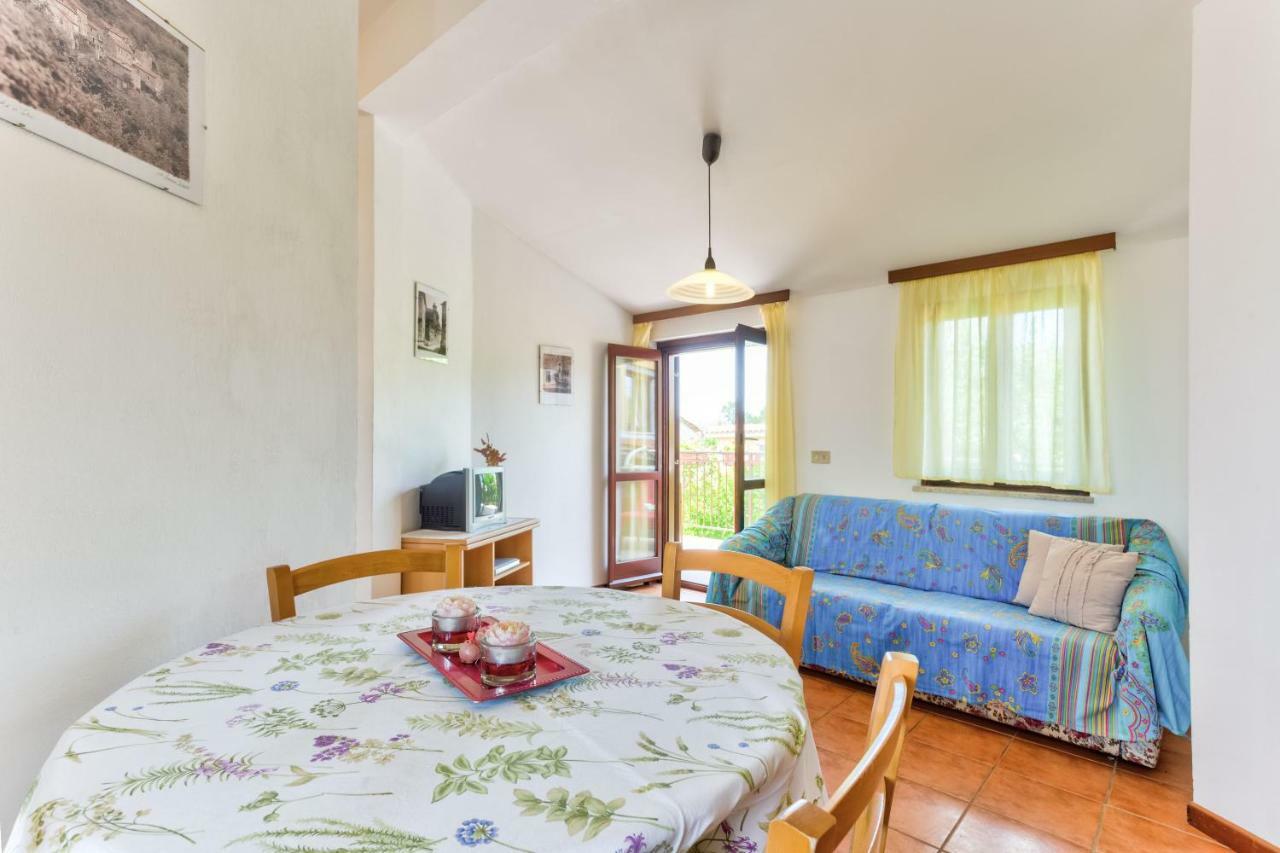Apartments Redenta Tar-Vabriga 外观 照片